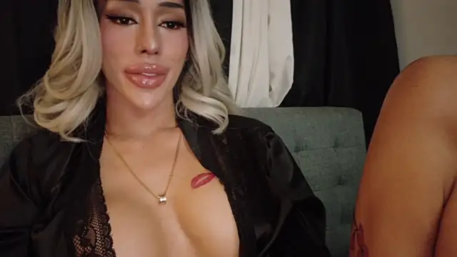 Chat +18 de Forever_MissCandace ao vivo