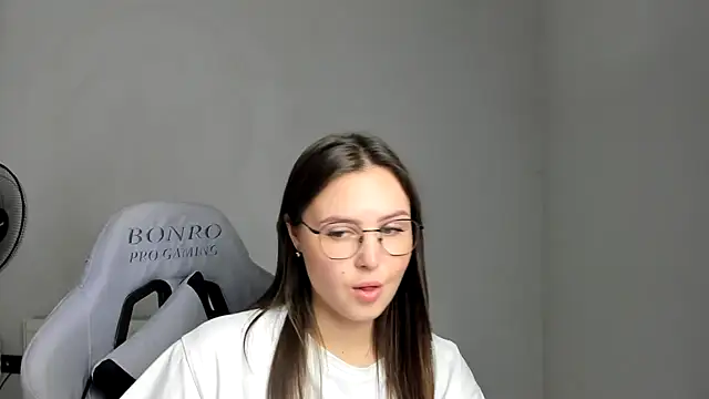 Regina_cute_'s Live XXX Chat