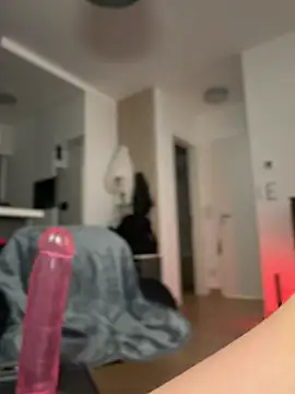 only_cara_mella Adlı Modelin Canlı XXX Sohbeti