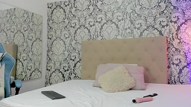 Stefany_Serna élő XXX-chatje