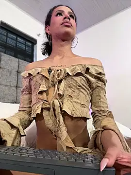 Chat +18 de LiaDuquette ao vivo
