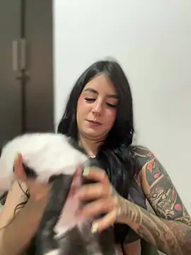 Chat XXX en directo de Kittyhelll_