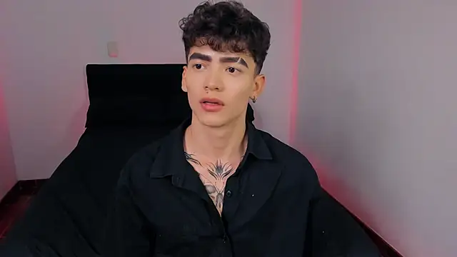 دردشة Axel_InkShade_ الجنسية المباشرة