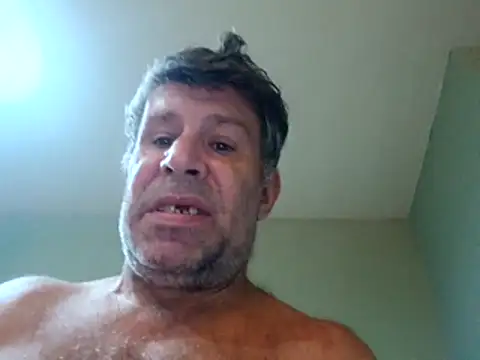 stud2512 Live XXX Chat