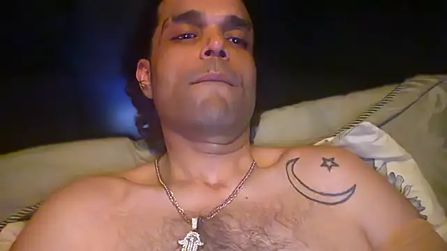 icebergslim281's Live XXX Chat