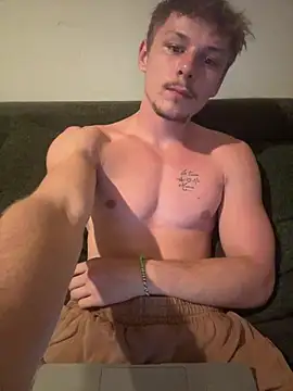 Lucas328706 élő XXX-chatje