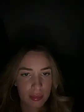 دردشة EvieEvans الجنسية المباشرة