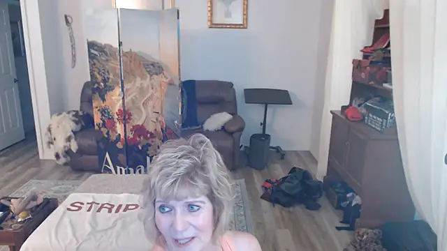 SindeeDix élő XXX-chatje