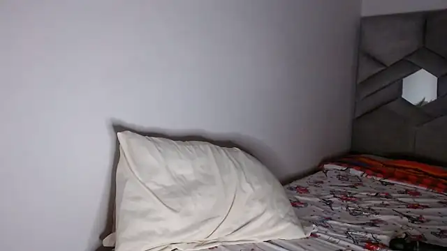 kharoll Adlı Modelin Canlı XXX Sohbeti