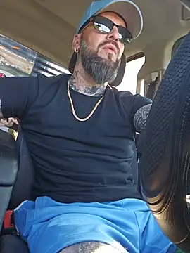 Beardedtattood Chat XXX in diretta