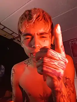 Онлайн чат XXX AcidMilo