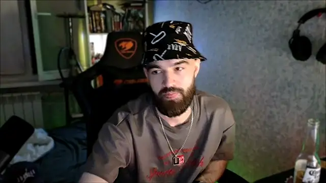 _Serious_Man Live XXX Chat