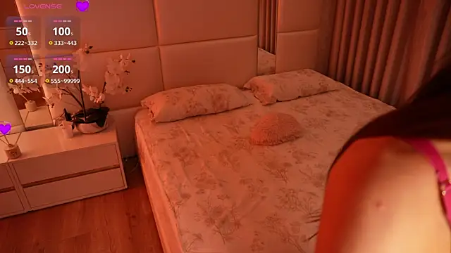 Lilly_Colins Chat XXX in diretta