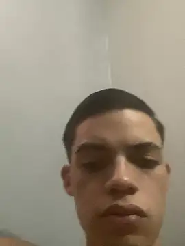 XXX chat uživo modela Latinos_2001