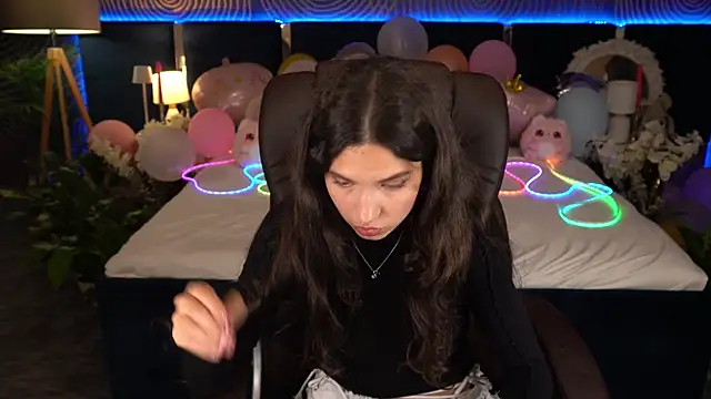 BabyFlowerr's Live XXX Chat