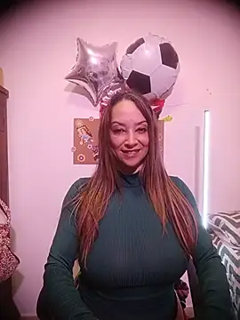 Chat XXX ao vivo de Cristal_BigTits