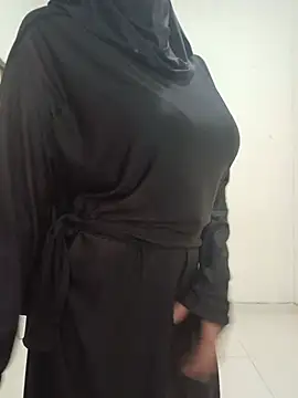 aminaa_'s Live XXX Chat