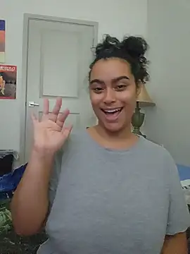 Chatroom XXX en direct de cinnaminnie