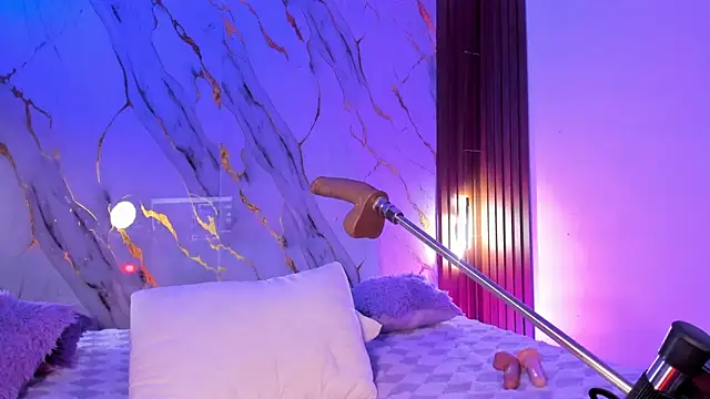 צ'אט XXX בשידור חי של Emmiicute