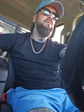 Beardedtattoodのラ イブXXXチャット