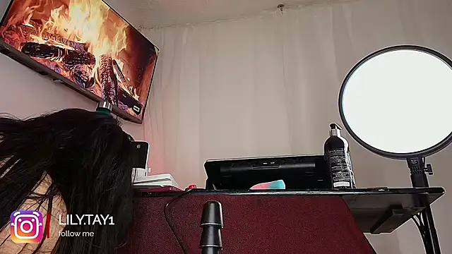 lily_tay_ 现场XXX聊天