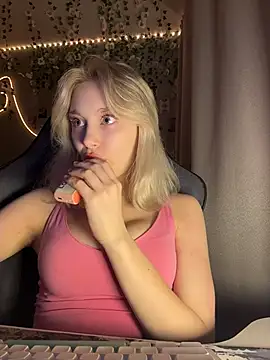 XXX chat uživo modela yer_gara