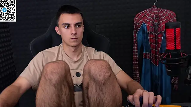 Hols_20 – Naživo XXX chat