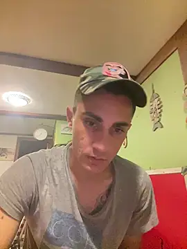 AlexitoTrendy22's Webcam Show