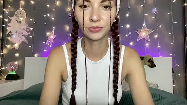 Magicalmoni's Live XXX Chat