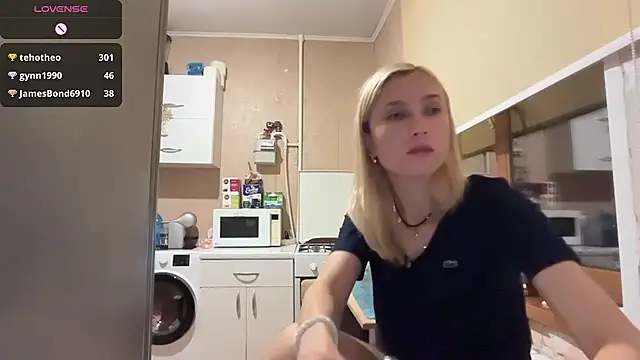 XXX chat uživo modela AngelJeni
