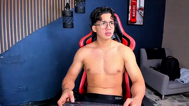 Chatroom XXX en direct de Axxel_Muscle