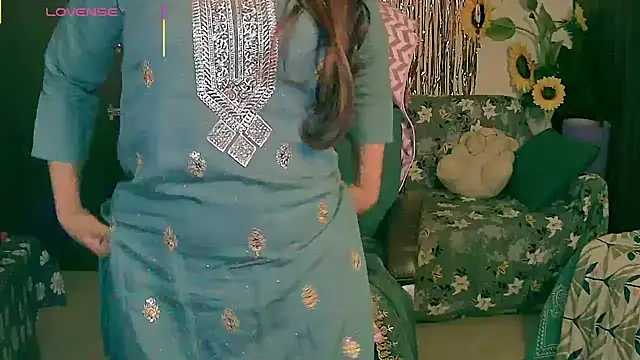 Cute-Tara live XXX chat