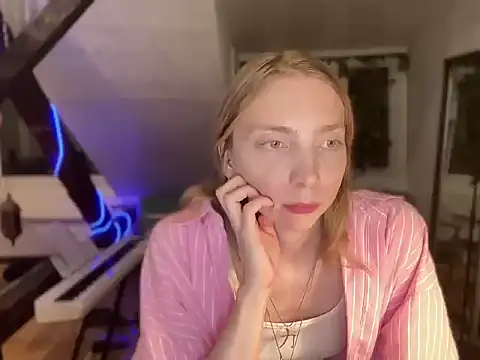 Anna_darko Chat XXX in diretta