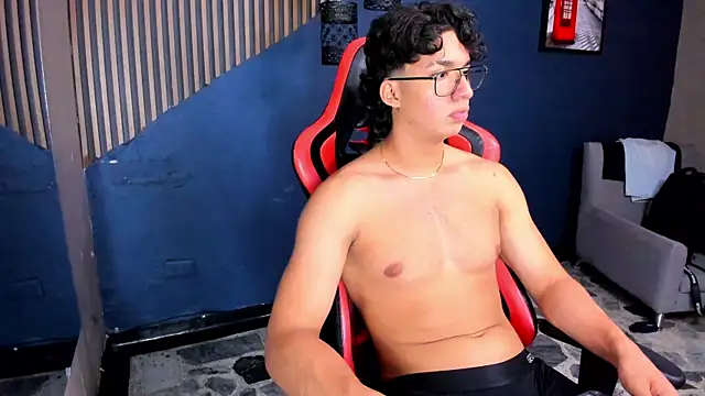 Axxel_Musclen Live XXX chat