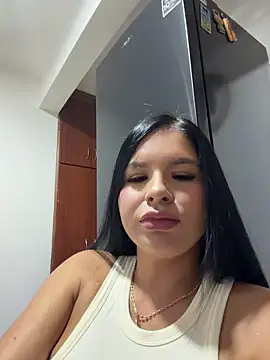 Chat XXX en directo de Elara_Luxe