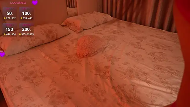 Lilly_Colins' Live XXX Chat