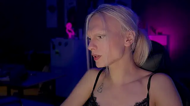 Chatroom XXX en direct de sindLy
