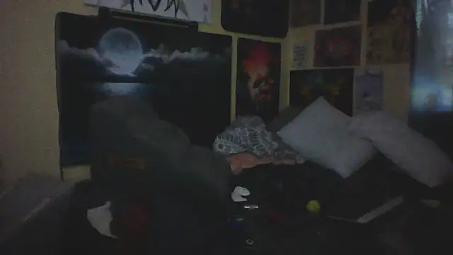 XXX chat uživo modela Mic_Oxinner