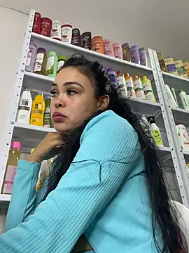 FOX_LATINA Live XXX-Chat