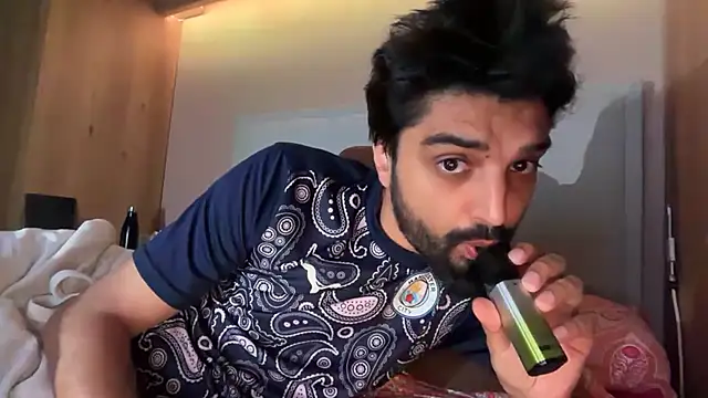 Chat +18 de priyxh ao vivo
