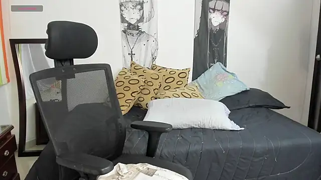 Chat +18 de GoddessValentinaX ao vivo