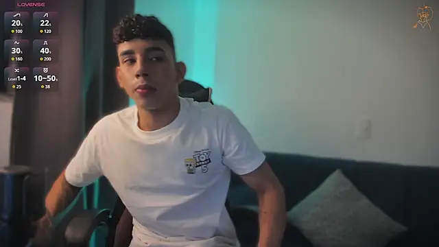 Chat +18 de andy_cute22 ao vivo