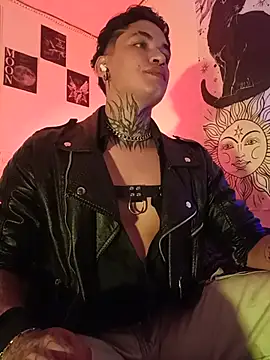 AlecBanne_ élő XXX-chatje