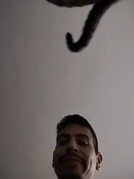 Živý XXX chat Juann-cock