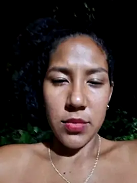 Chat XXX en directo de emily_fox01