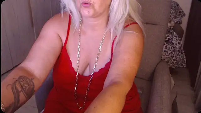 Chat +18 de Divineblond ao vivo