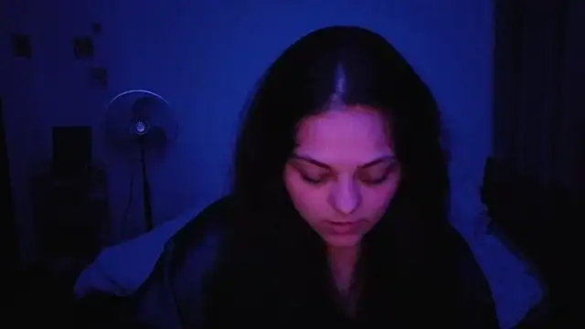 _Mikky_lil_ live XXX chat