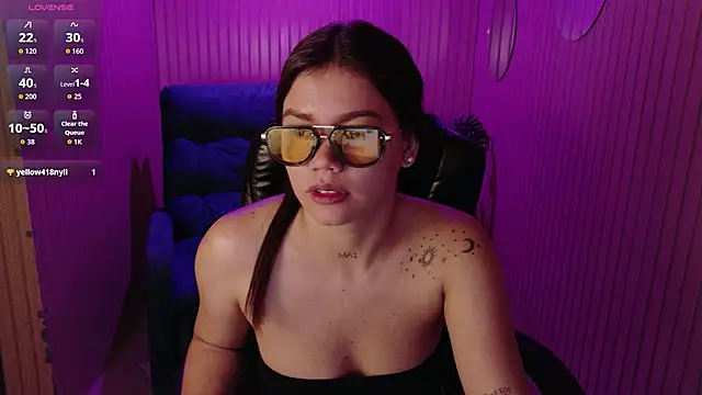 Alessia_Monroe_ 现场XXX聊天