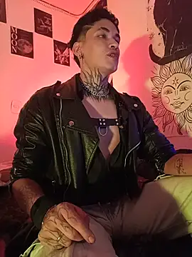 AlecBanne_ Chat XXX live