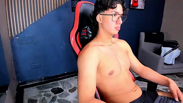 Axxel_Muscle live XXX chat